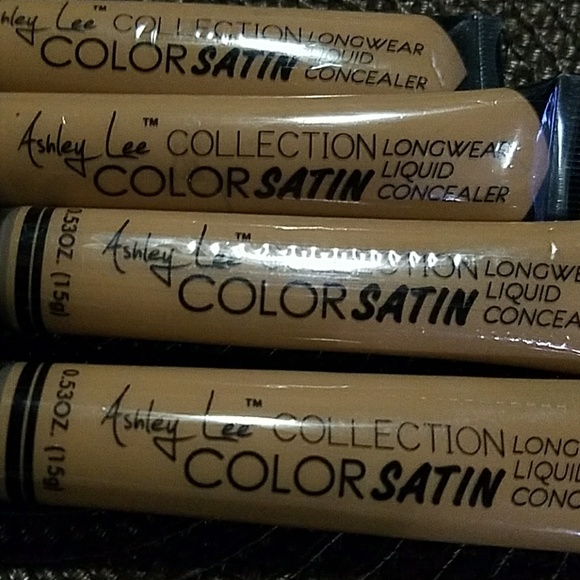 Ashley Lee Liquid Concealer (VANILLA CREAM) - Picture 2 of 2